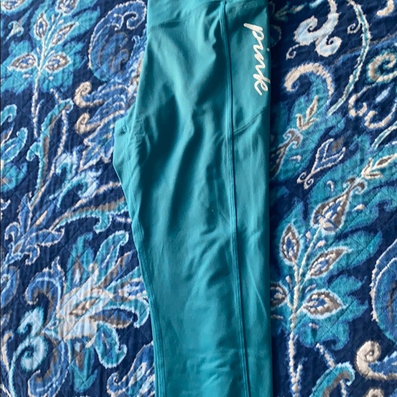 Pink leggings - Picture 2 of 2